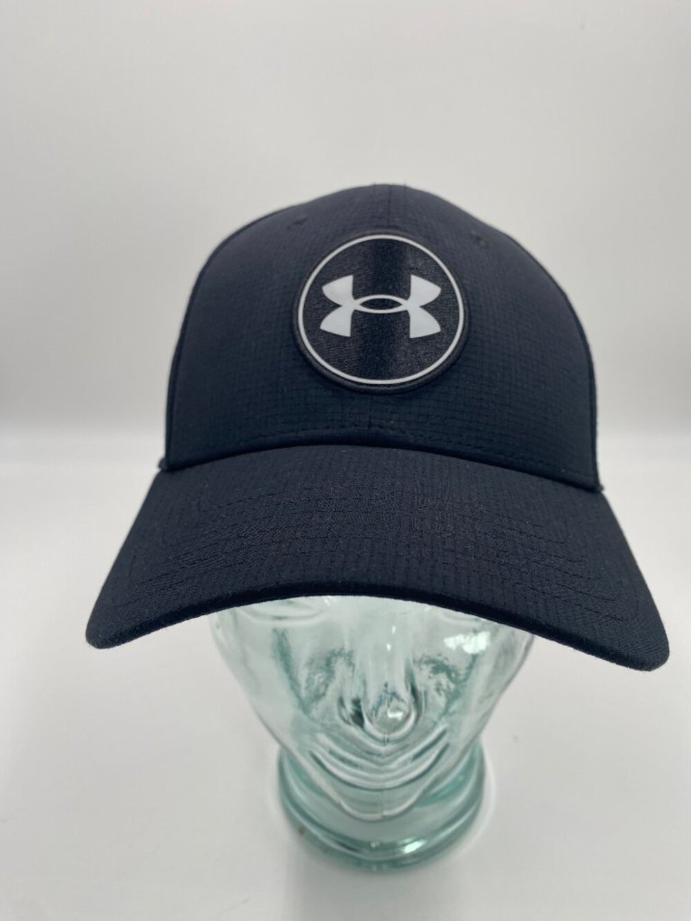 Under Armour Golf Hat Black Fitted L/XL Lightweight Breathable Logo Cap Sports